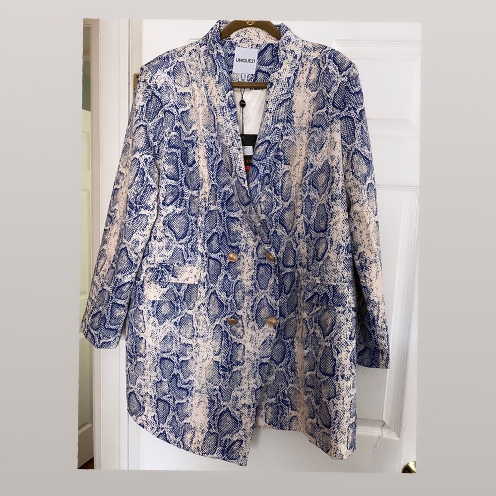 Unique 21 plus size blazer dress. Size 16